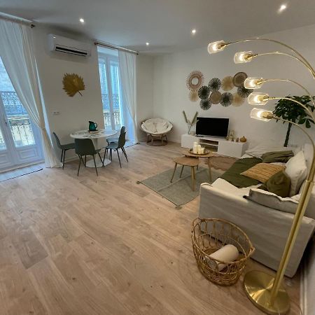 Le Casimir - Superbe T3 En Plein Centre Ville Renove Avec Gout - Wifi Безие Екстериор снимка
