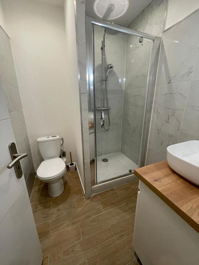 Le Casimir - Superbe T3 En Plein Centre Ville Renove Avec Gout - Wifi Безие Екстериор снимка